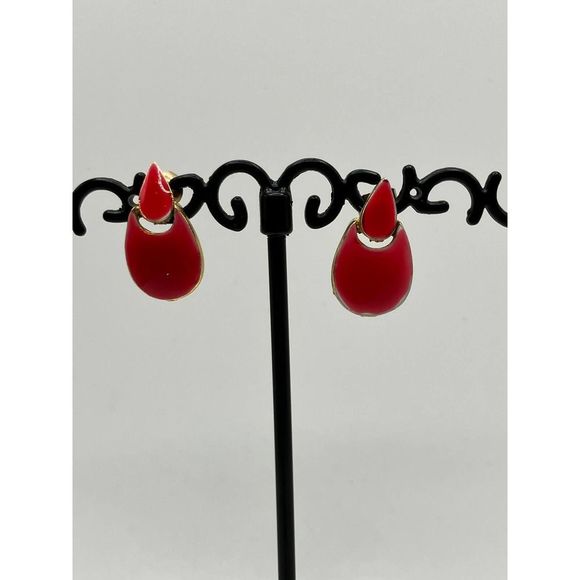 Red Doorknocker Enamel Earrings! - Picture 10 of 11